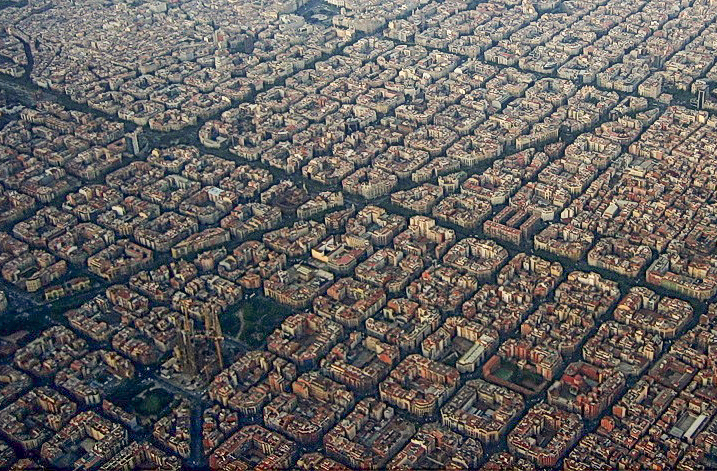 Eixample District