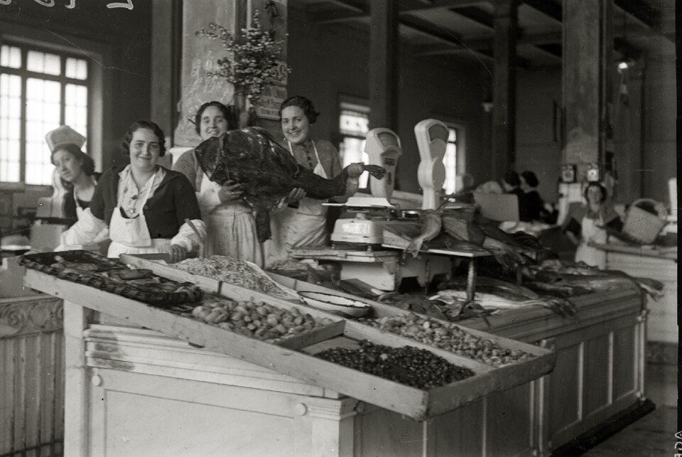 Mercado de la Bretxa